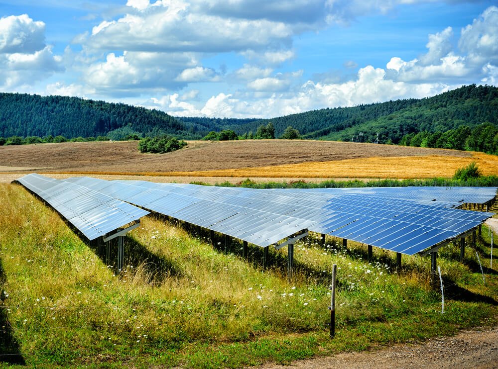 Solar Energy Costs vs. Fossil Fuels