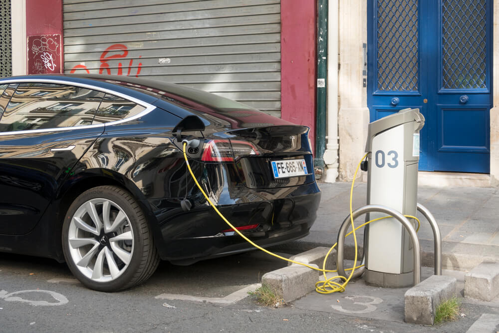 Can You Push an Electric Car if It Breaks Down?